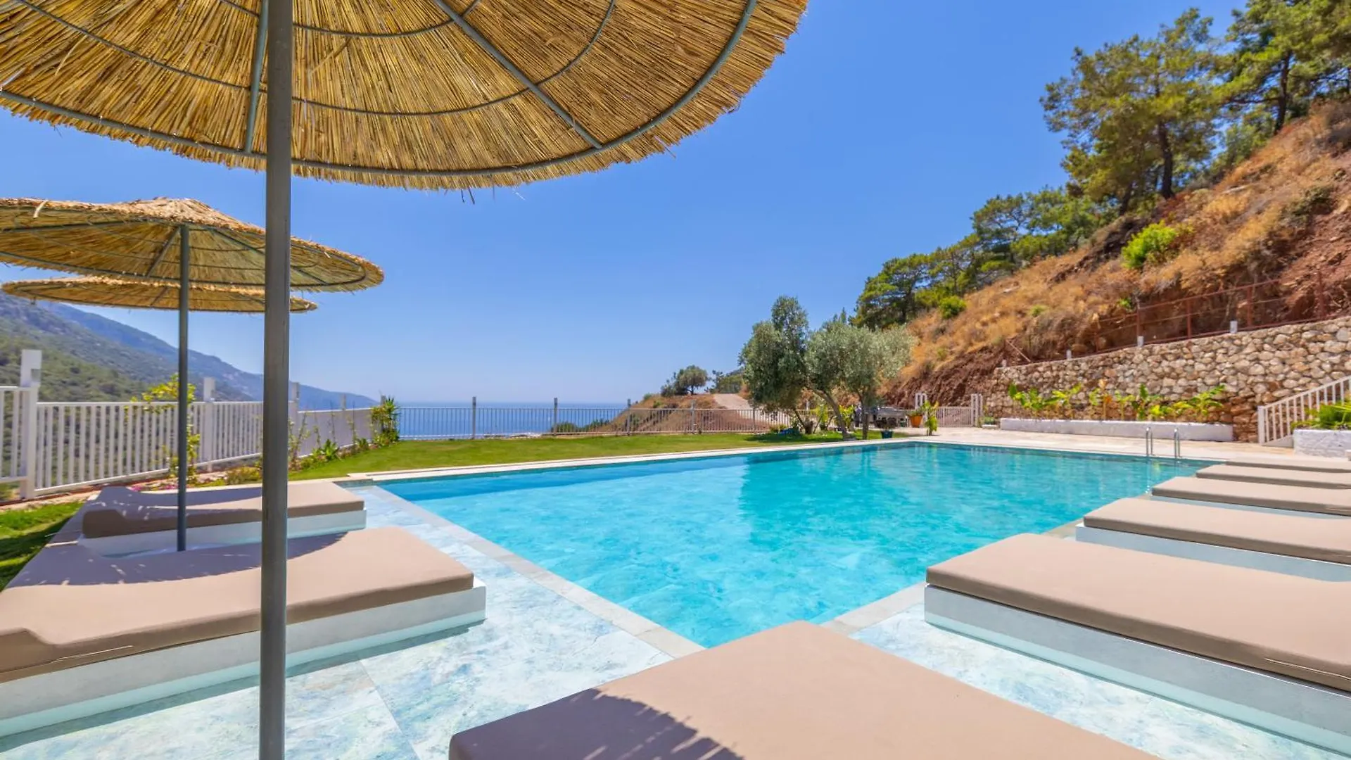 Oludeniz Manzara-Luxury Bungalows Hotel