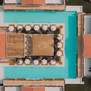 4* Hotel The Pearl