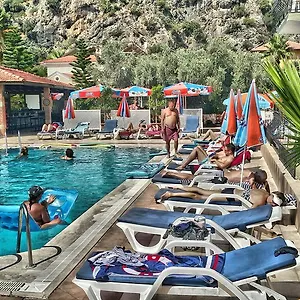 Taner Ölüdeniz